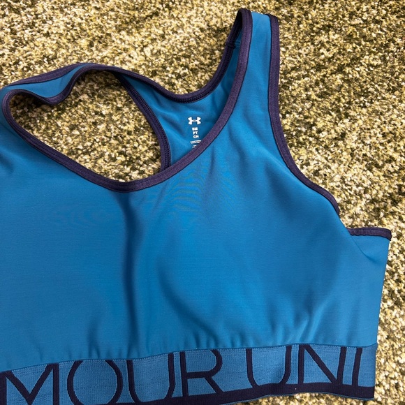 Under armour compression bras - Picture 4 of 9